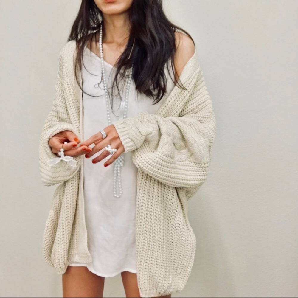 Brand new oversized sweater cardigan - Picture 7 of 8